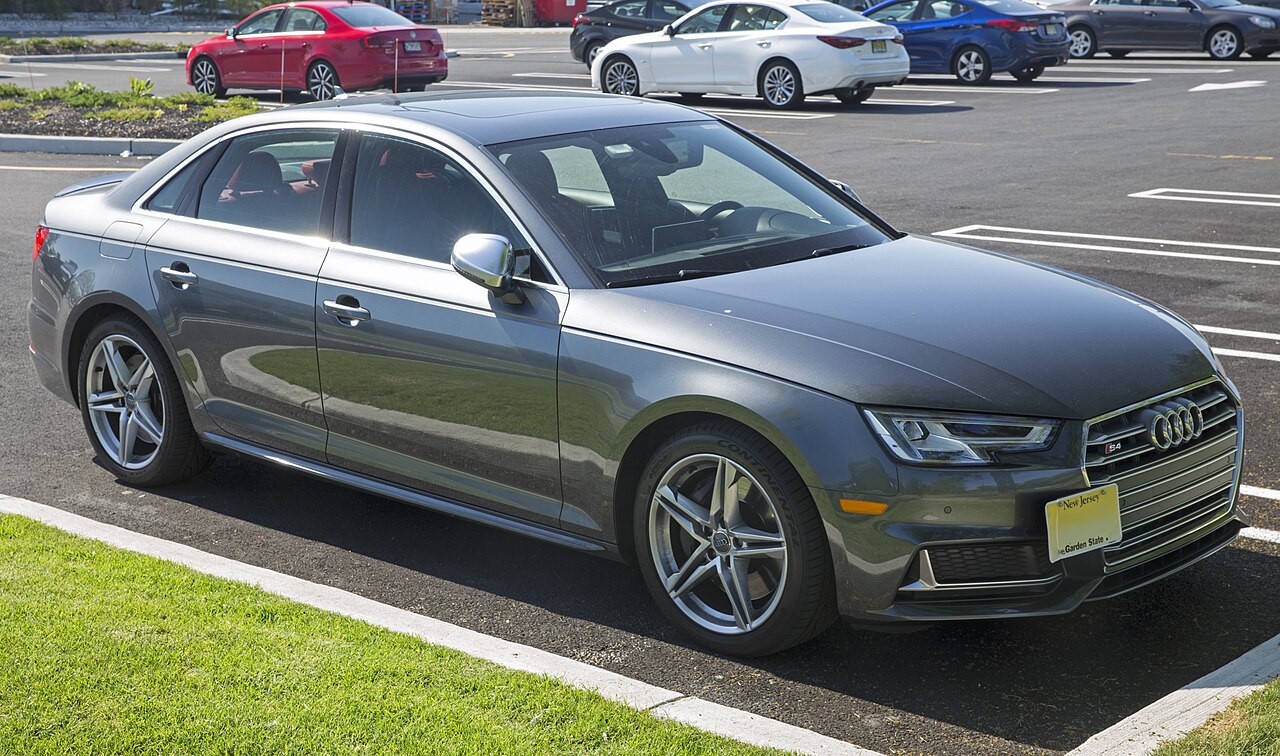 Audi S